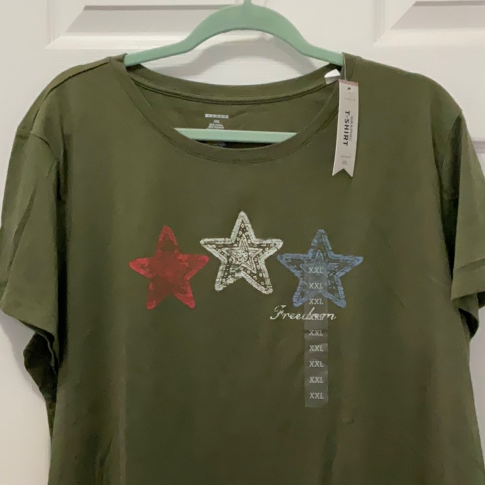 3/$15🌻Sonoma Freedom Print Shirt